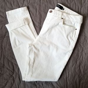 EUC Boden White The Soho Skinny Jeans